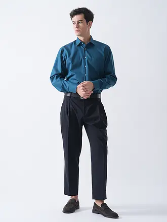 SEIDENSTICKER | Chemise business
Marque: SEIDENSTICKER
Couleur: pétrole
Catégories: Mode, Homme

Longueur des manches: Manches longues
Matière: Coton
Forme du col: Col Kent
Motif: Uni
Coupe (vêtements d'extérieur): Regular
Détails: Poches latérales | petrol